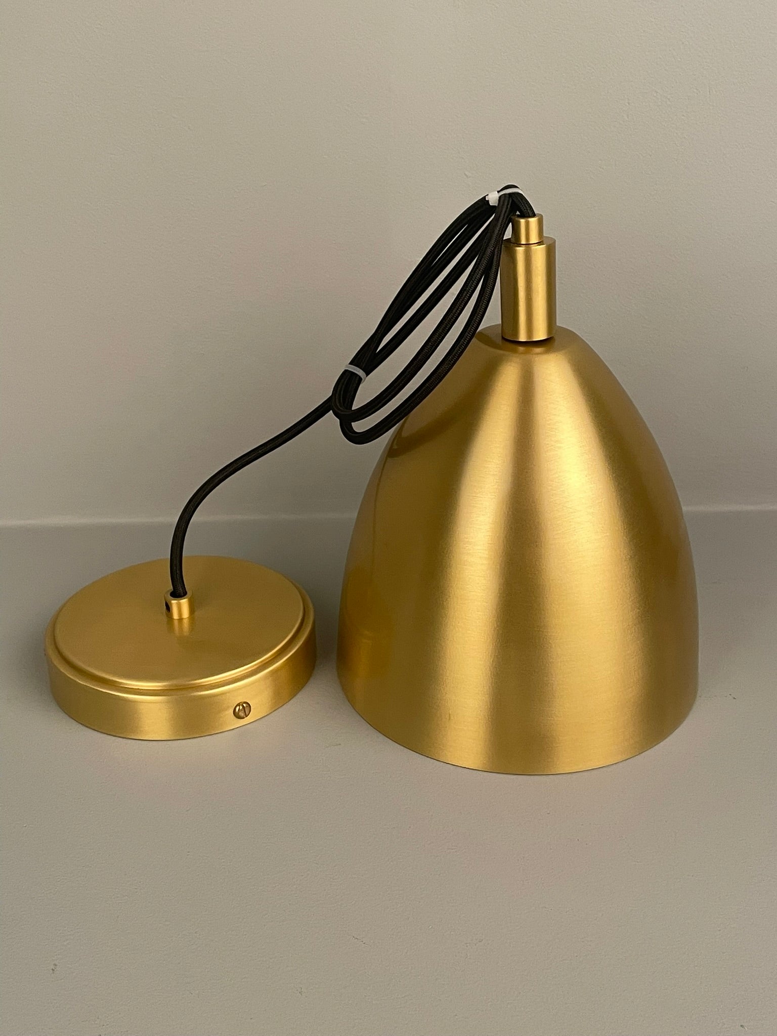 Jorah Pendant Light 24cm IP65 - Like New