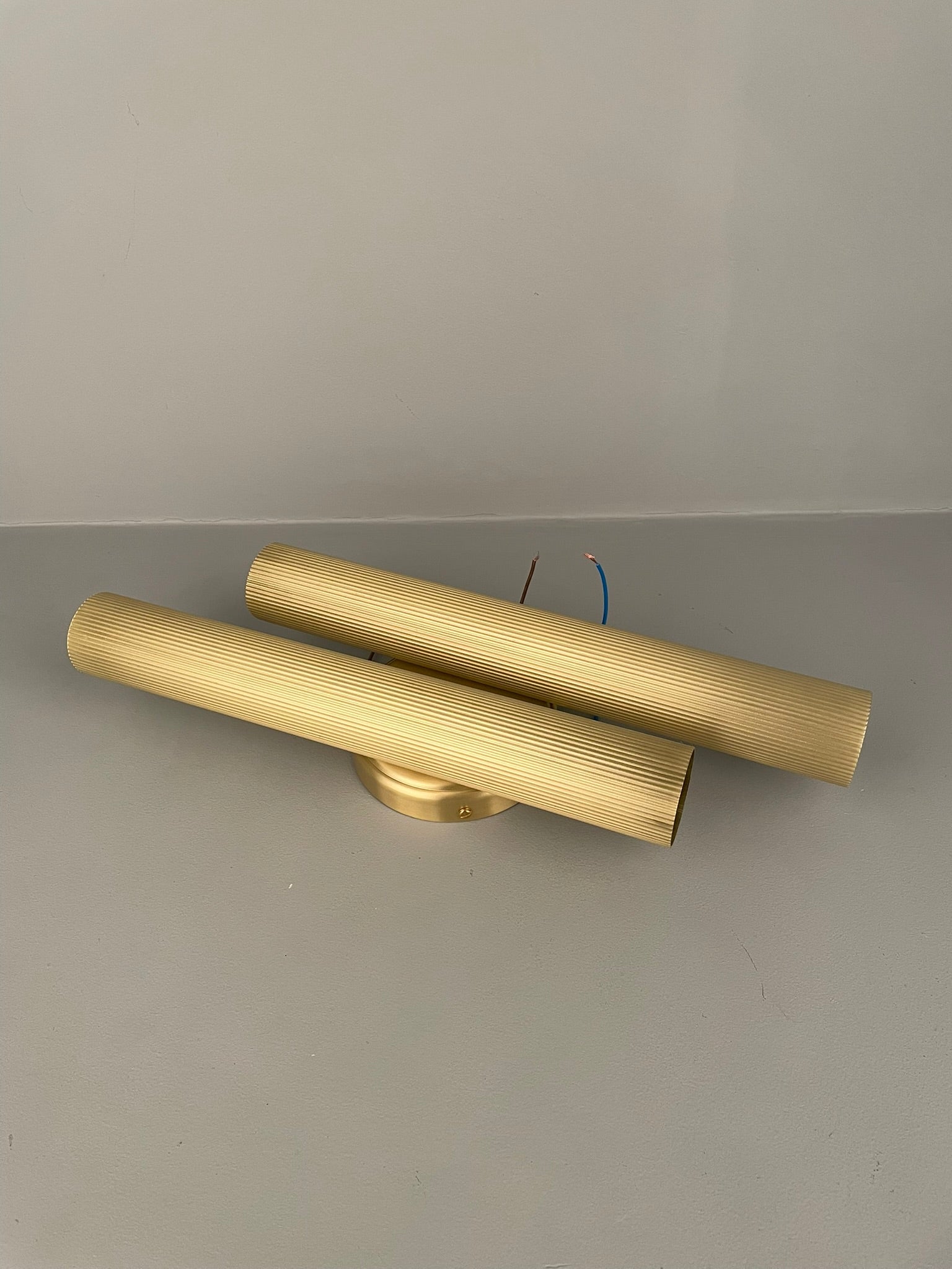 Royce Modern Reeded Brass Double Wall Light 42cm IP20 - Subtle Wear