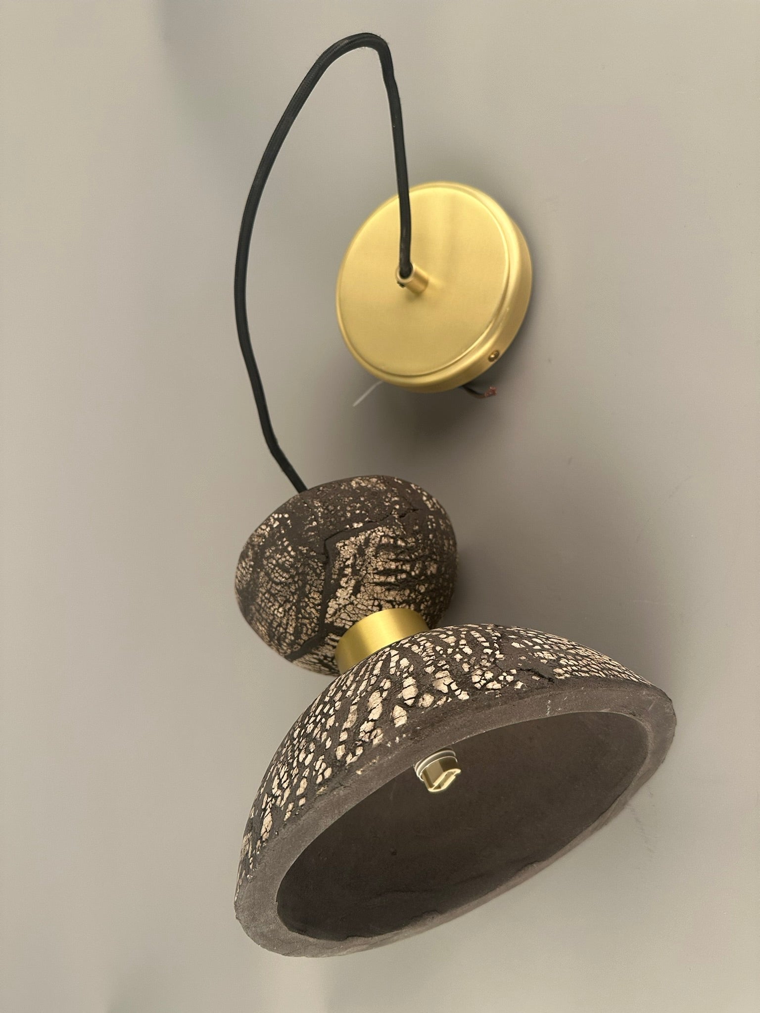 Nakaii Organic Ceramic Pendant Light, Black Clay 20cm IP20 - Subtle Wear