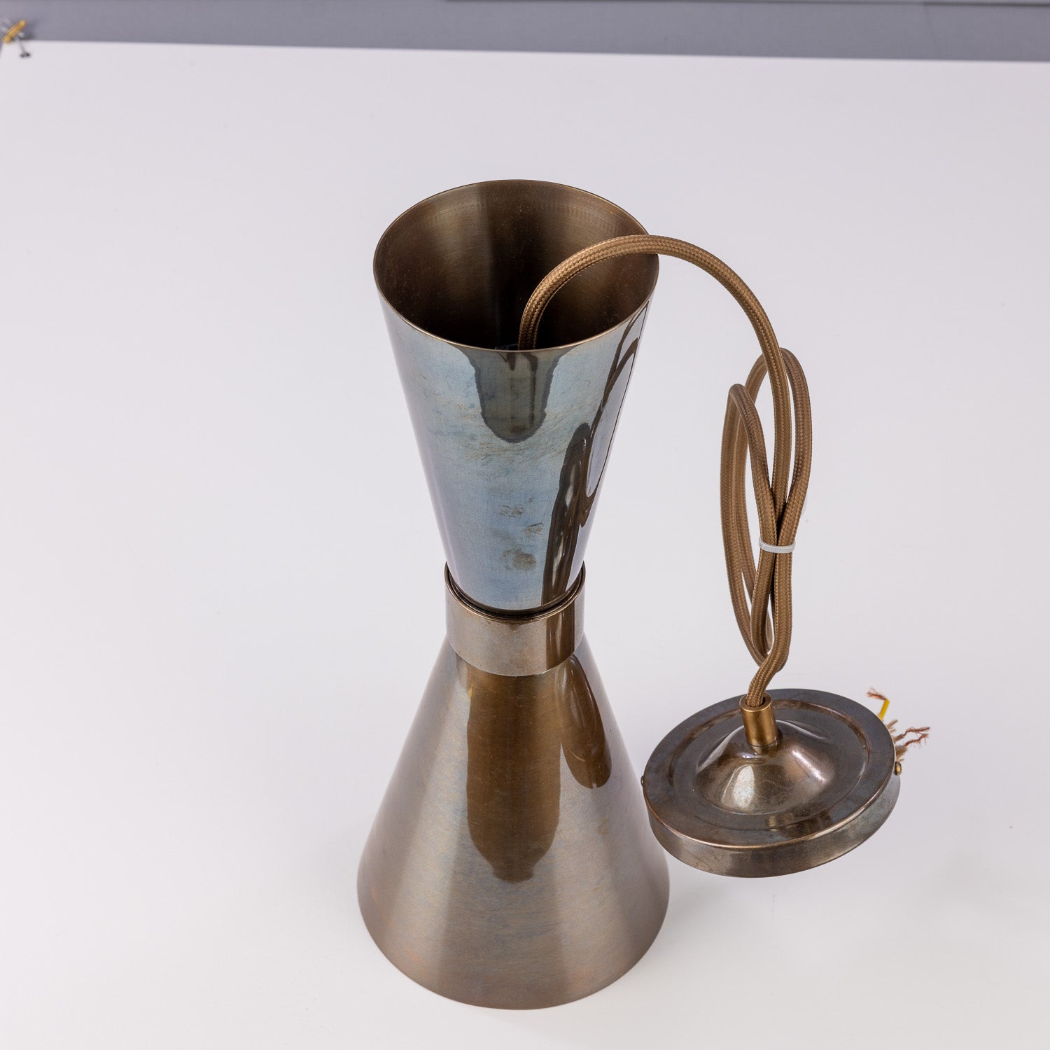 Amias Mid-Century Brass Pendant Light - Subtle Wear