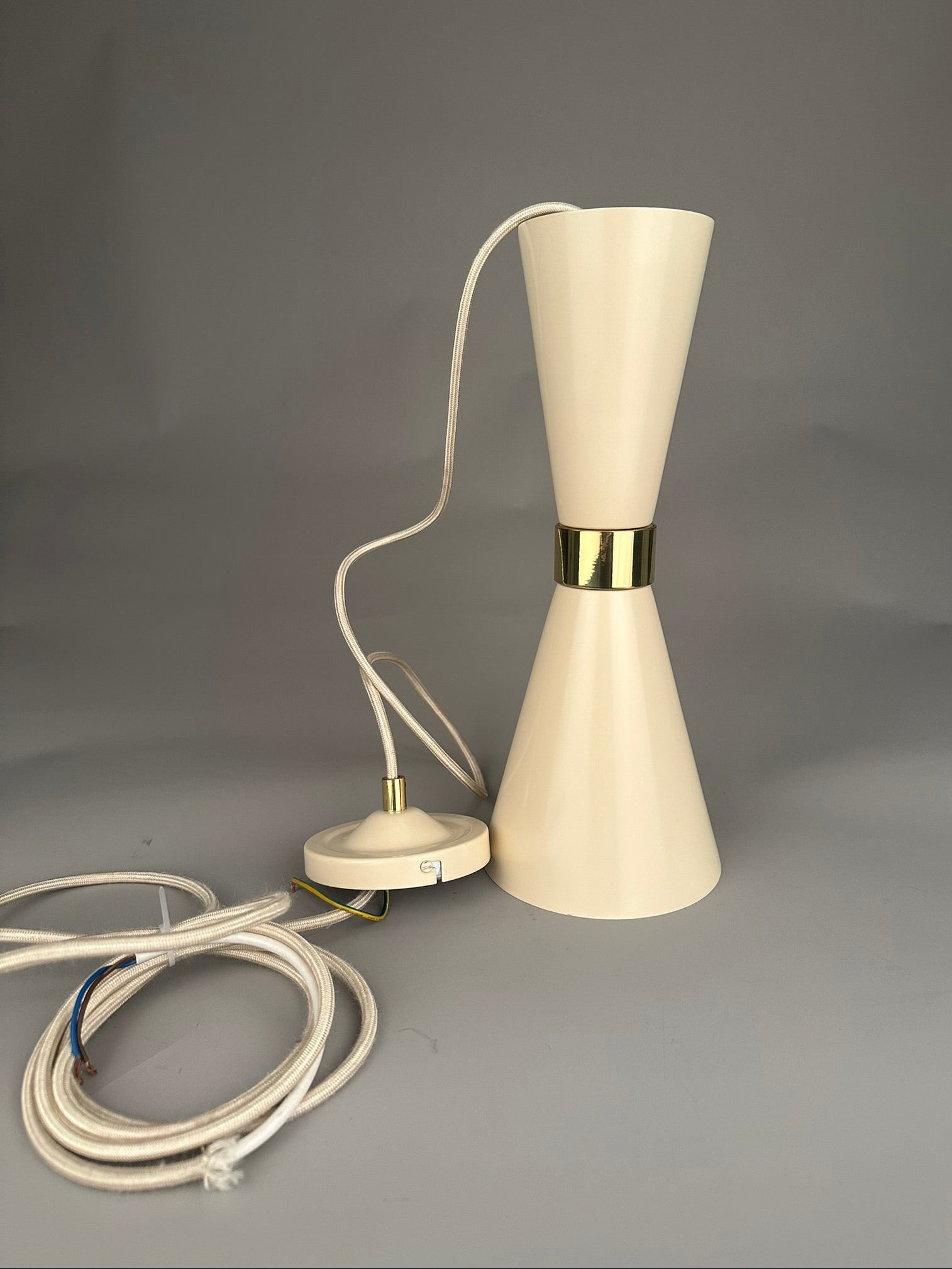 Cairo Contemporary Pendant Light 30cm IP20 - Like New