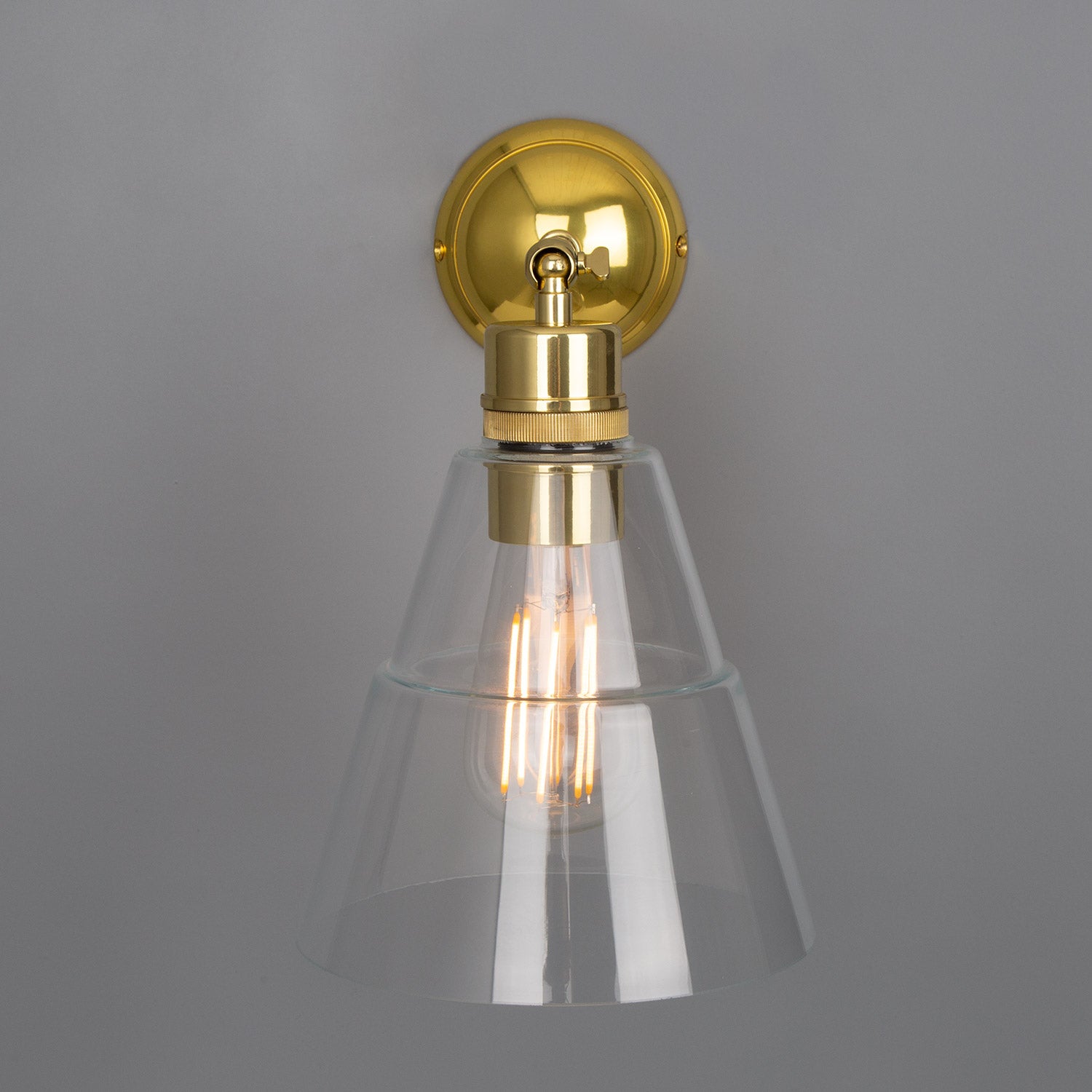Straff Wall Light | Antique Brass - View 2