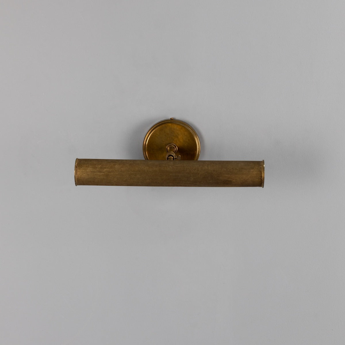 Bilbury Adjustable Reeded Brass Picture Light 35.5cm IP20 - View 2