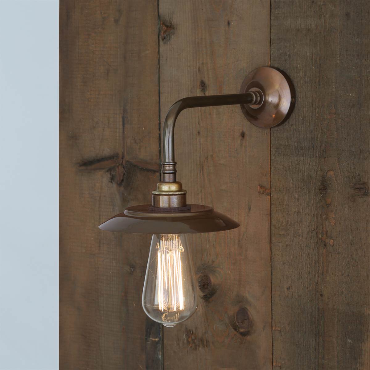 Reznor Wall Light - View 2