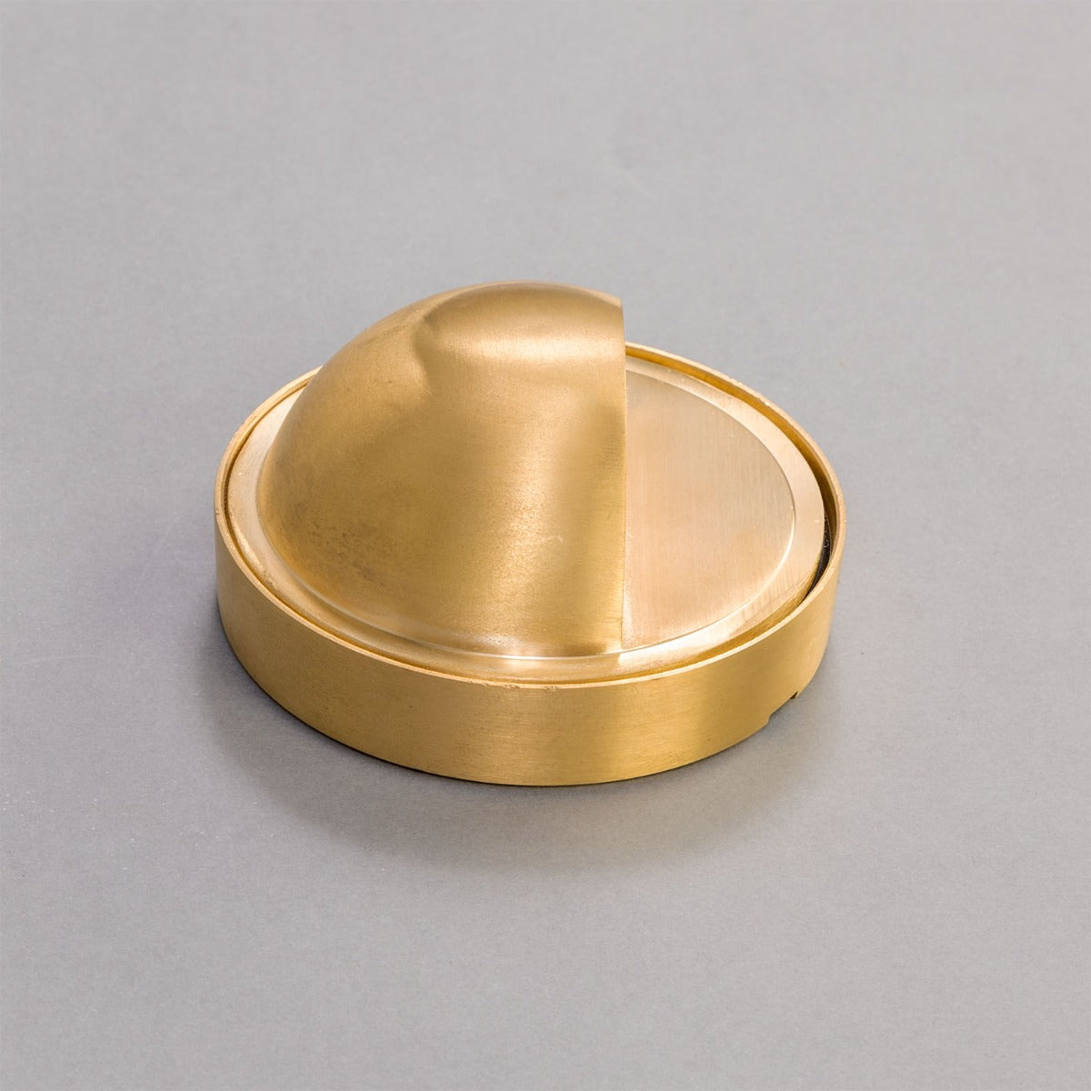 Ancona Wall-mounted Brass Pathway Light 8.7cm IP65 - View 8