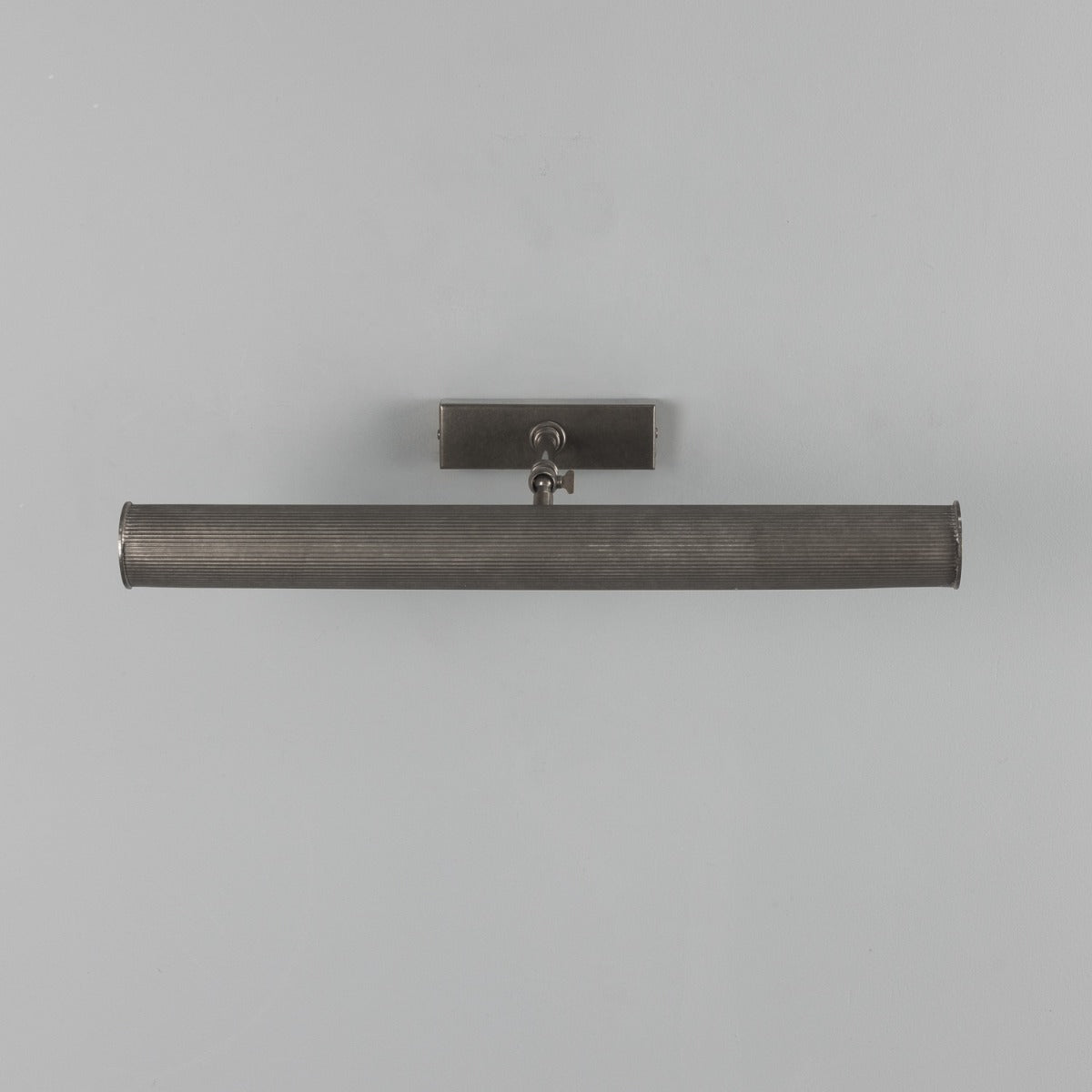 Cambridge Adjustable Reeded Brass Picture Light 50.5cm IP20 - View 5