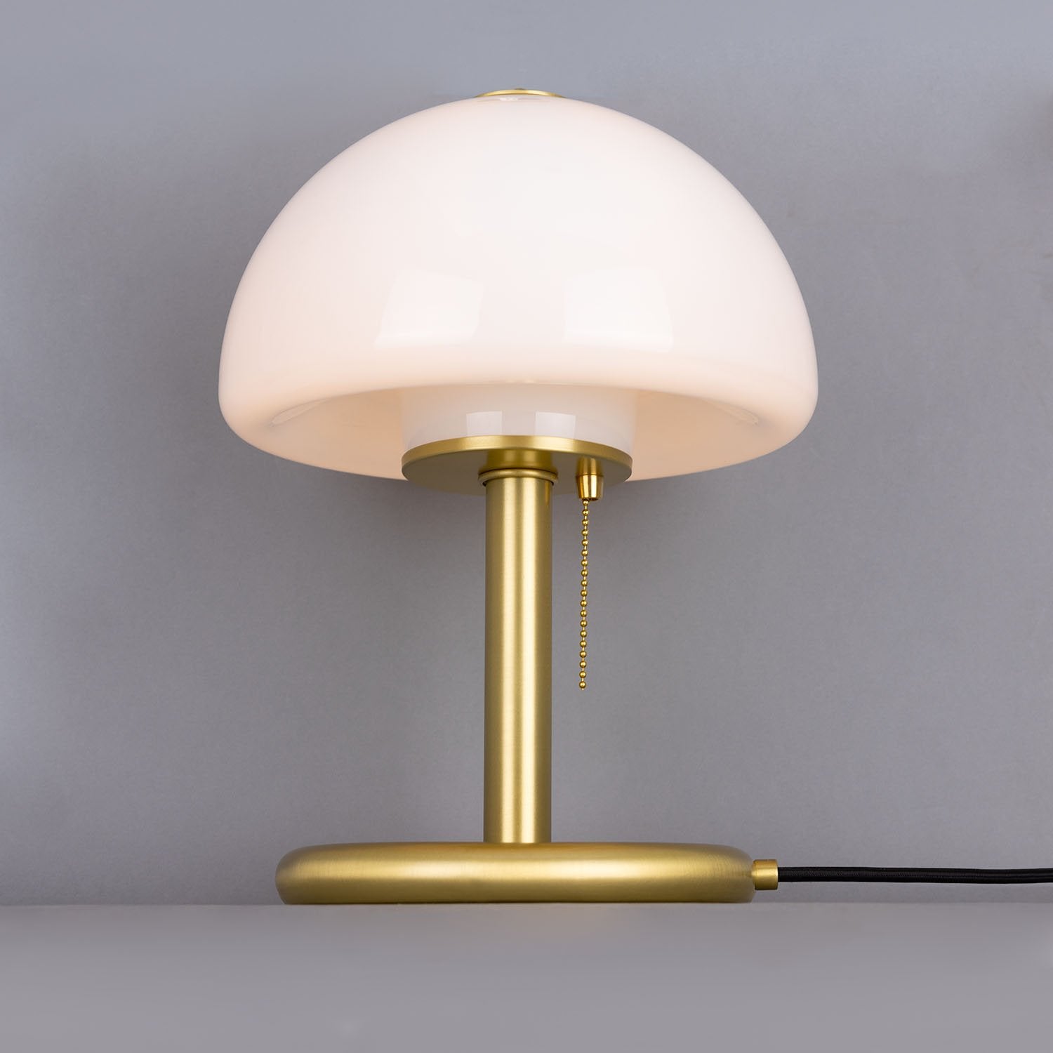 Champignon Mid-Century Mushroom Table Lamp - View 4