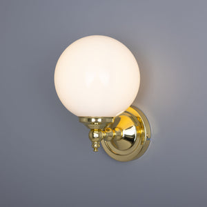 Cloghan Wall Light | Polished Brass - View 9