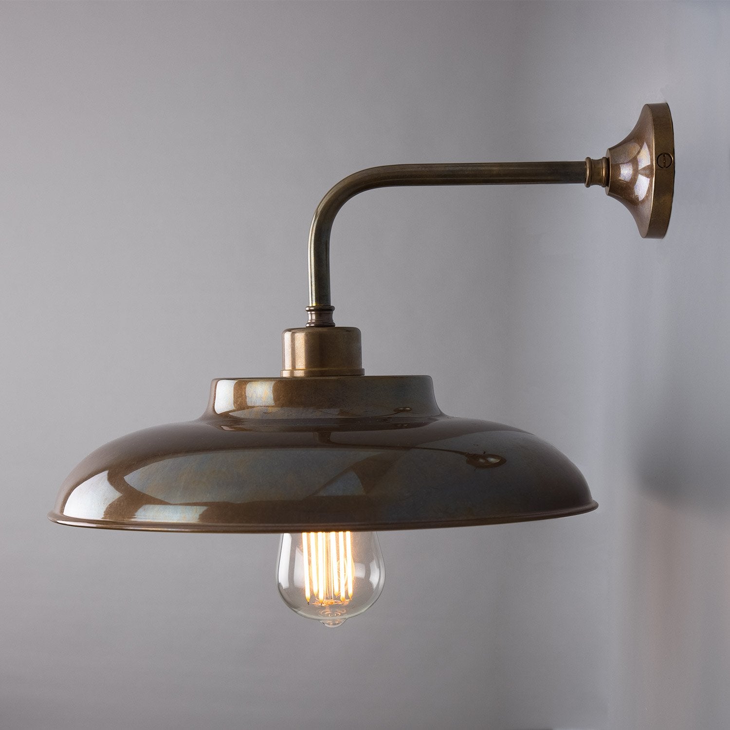 Telal Industrial Wall Light - View 2