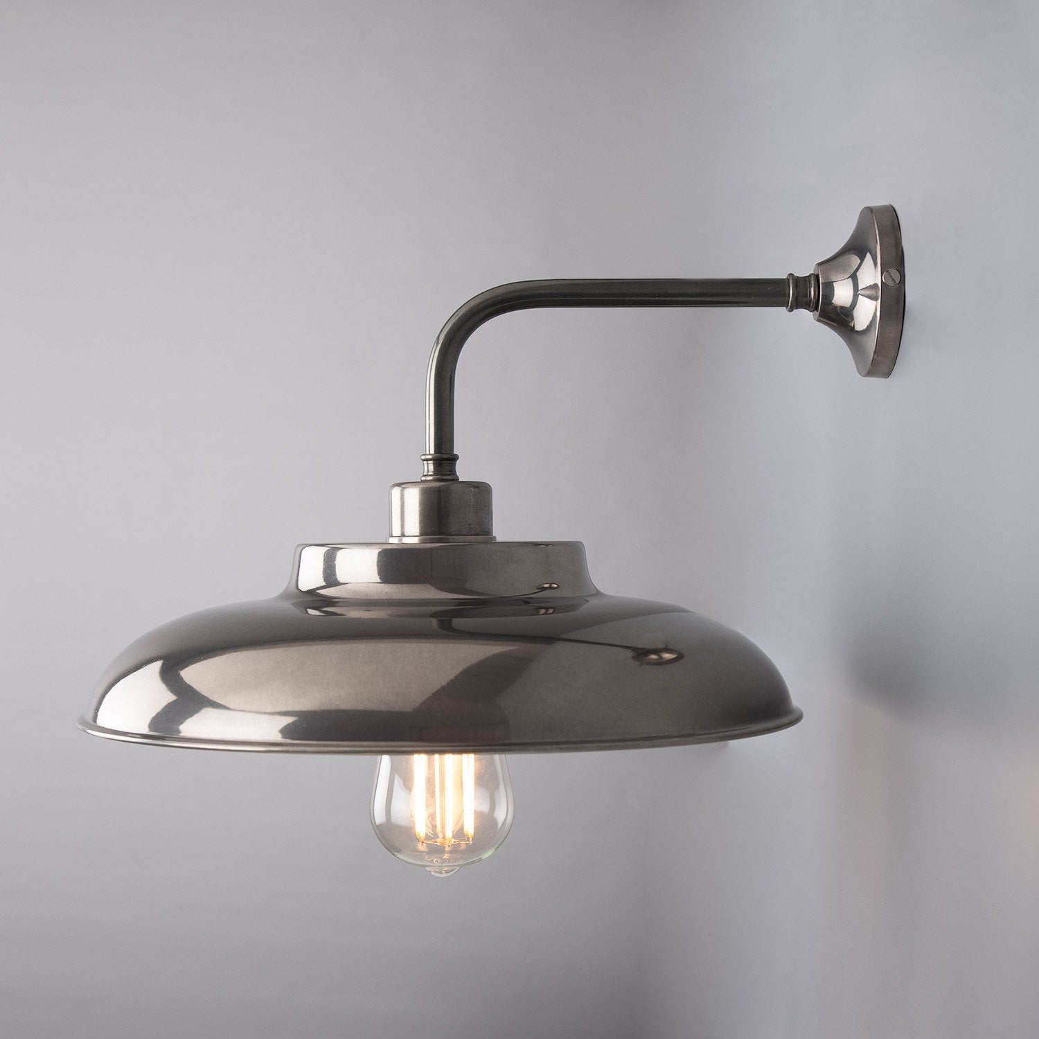 Telal Industrial Wall Light - View 5
