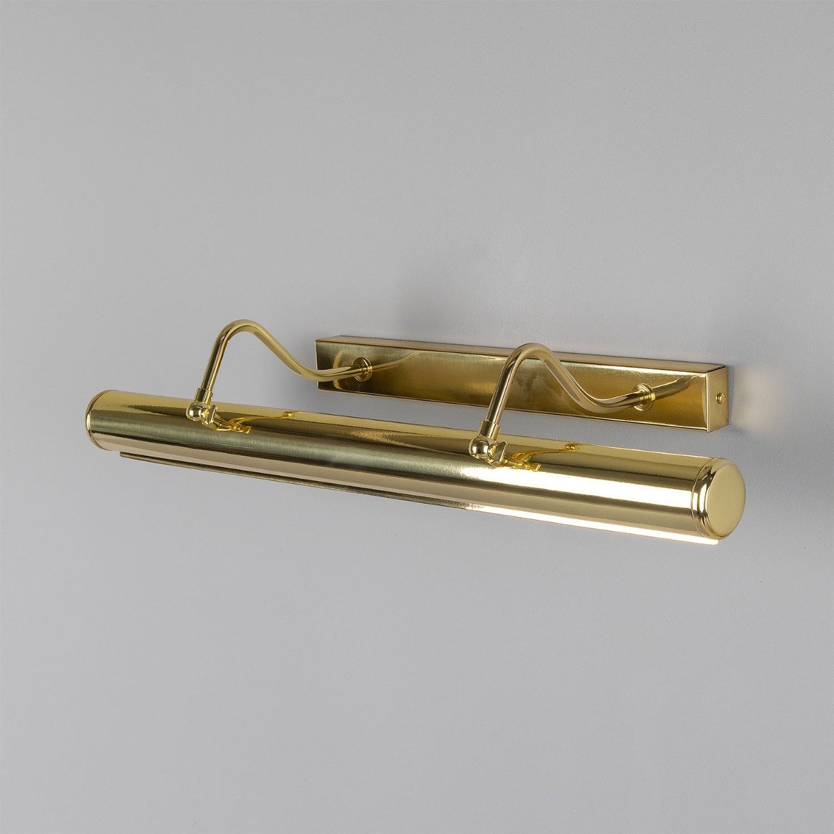 Dublin Brass Picture Light 60.5cm - View 10