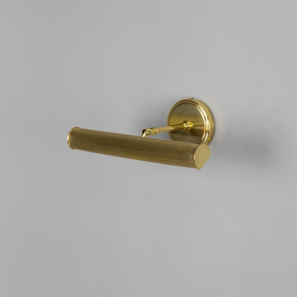 Bilbury Adjustable Reeded Brass Picture Light 35.5cm IP20 - View 12