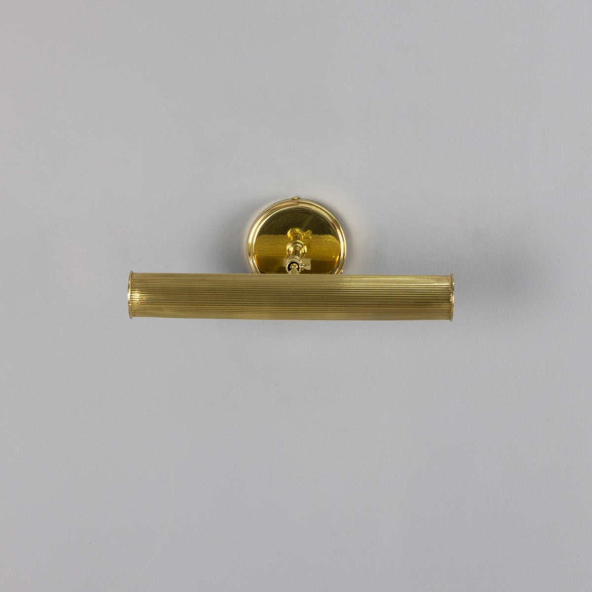 Bilbury Adjustable Reeded Brass Picture Light 35.5cm IP20 - View 9