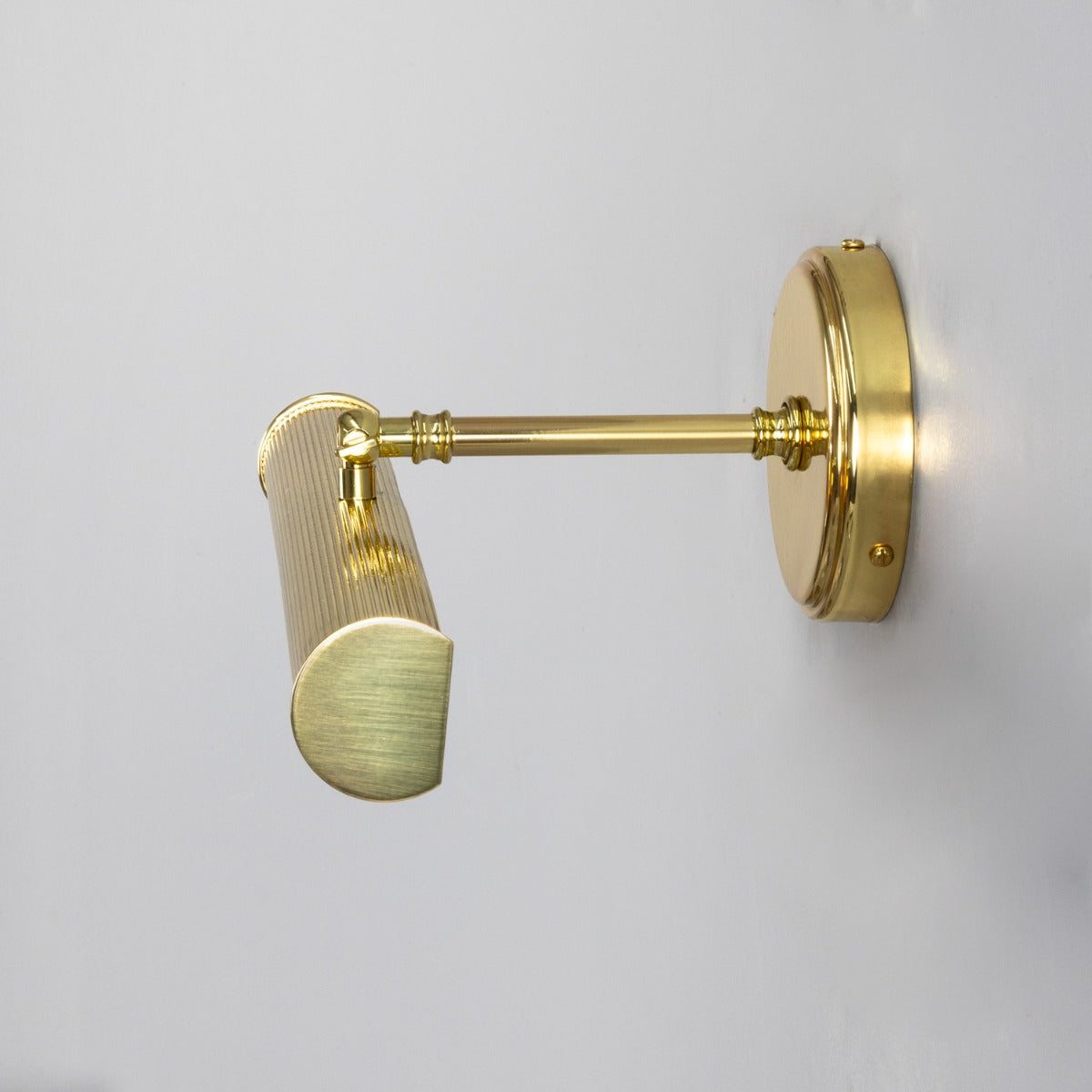 Bilbury Adjustable Reeded Brass Picture Light 35.5cm IP20 - View 11